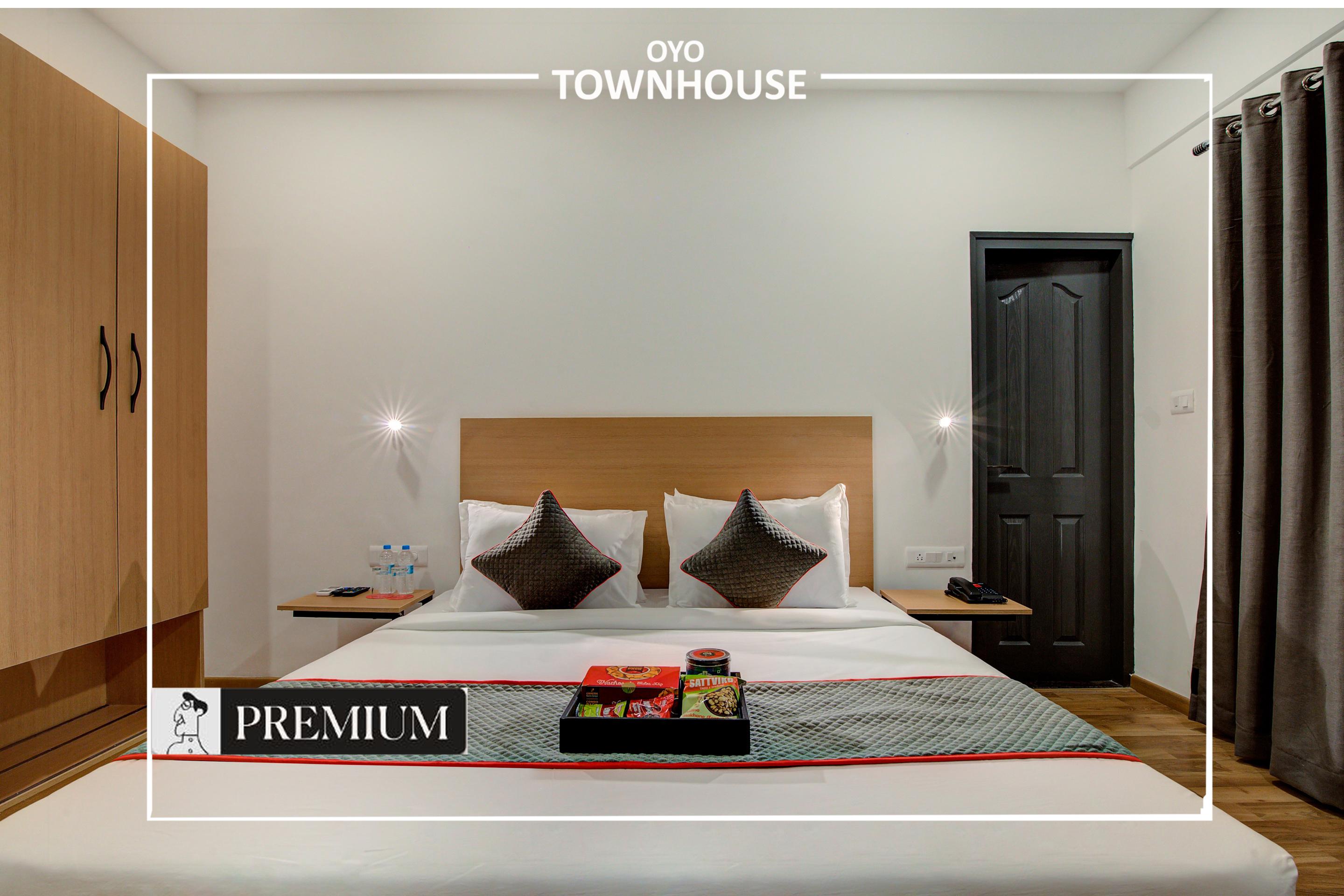Townhouse 076 Hebbal Hotel Bangalore Exterior photo